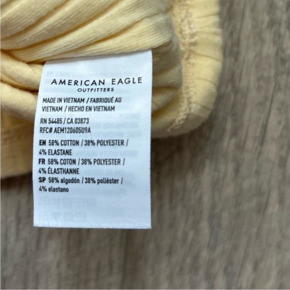 American Eagle Yellow Ribbed Cropped Tank Top Sz Med - Picture 5 of 7